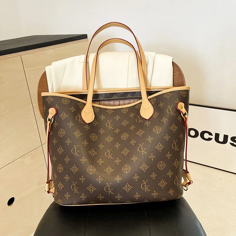 sacs fourre-tout grande capacité pour femmes, style vintage minimaliste, sacs à main imprimés haut de gamme, polyvalents, sac bandoulière tendance pour le quotidien