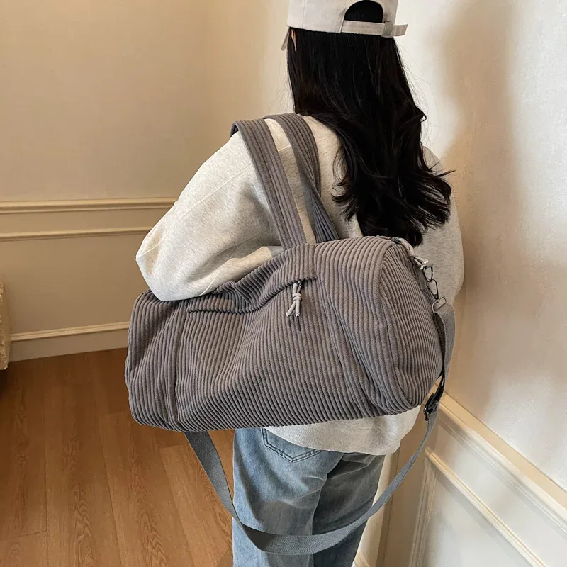 sac de voyage de haute qualité en velours côtelé pour femmes, sac à bandoulière, fourre-tout pour dames, grand sac à main de styliste, 2026