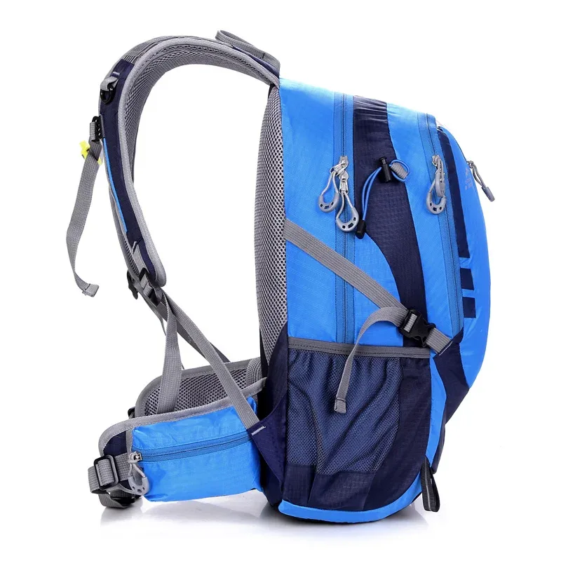 sac dos polyester noir bleu beige hiking randonnée extérieur 20 35 litres bandoulière arquée poche ouvrante jacquard informatique