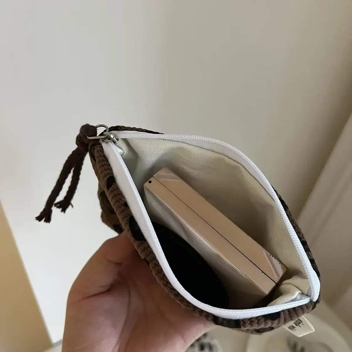 portefeuille rétro imprimé léopard pour femmes, mini pochette, porte-monnaie, sac de rangement, sac pour serviettes hygiéniques