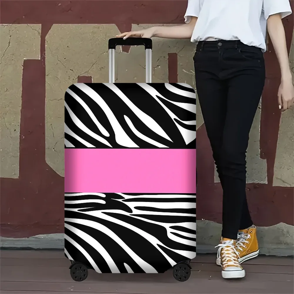 1 housse de bagage à imprimé zèbre pour bagages de 18 à 32 pouces ; accessoires de voyage anti-poussière et élastiques pour protéger efficacement vos bagages.
