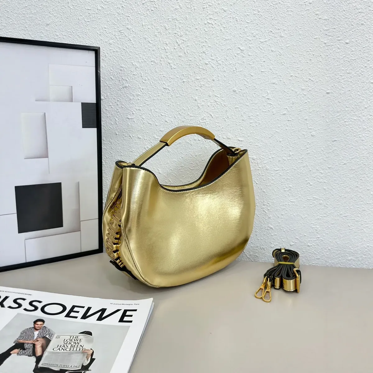 sac à main décontracté en forme de croissant de lune pour femme, nouvelle collection 2026, sac à bandoulière simple et décoratif pour femme