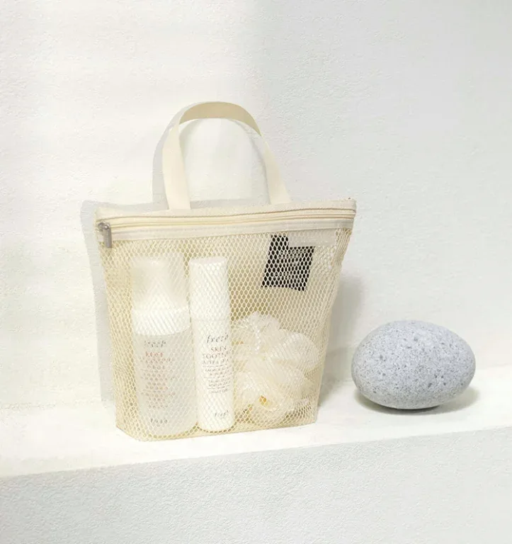 sac de maquillage portable de voyage, sac de rangement en maille pour salle de bain et fitness, nouveau modèle de trousse de toilette pour articles divers