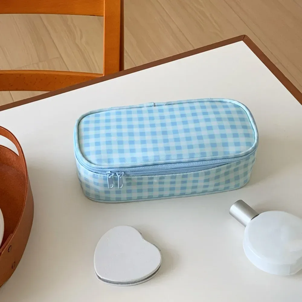 sac de maquillage en tissu oxford à carreaux bleus, sac de rangement multifonctionnel de grande capacité pour articles de toilette, sac de rangement de voyage étanche pour affaires