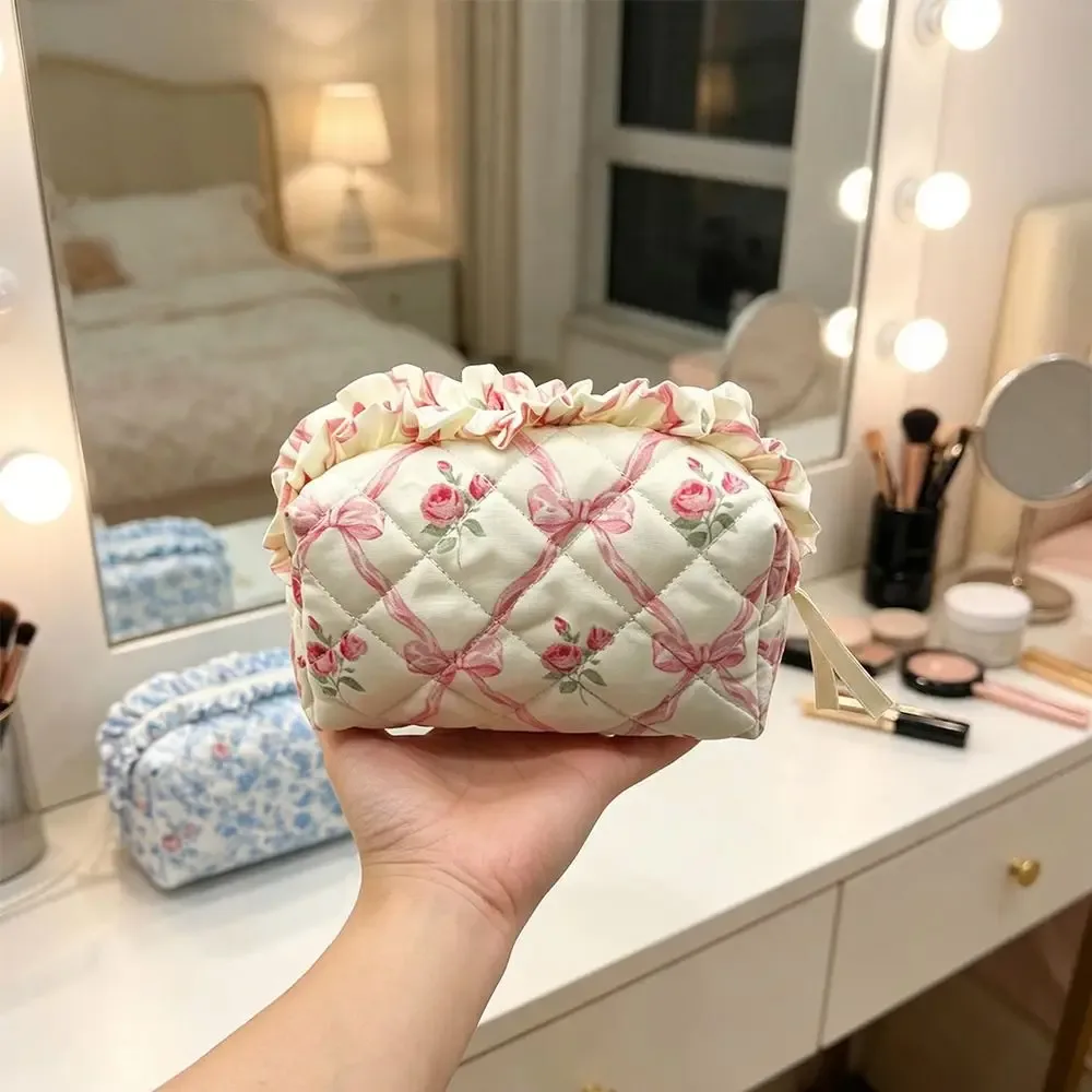 1 pièce trousse de maquillage matelassée de haute qualité, motif floral avec nœud, grande capacité, pour la maison et les voyages