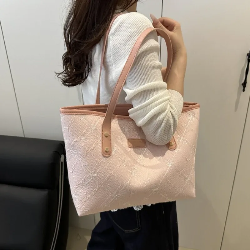 sac fourre-tout minimaliste pour femme, sac à main grande capacité en dentelle élégante avec bandoulière en cuir, sac décontracté à porter sous le bras, idéal pour les trajets quotidiens
