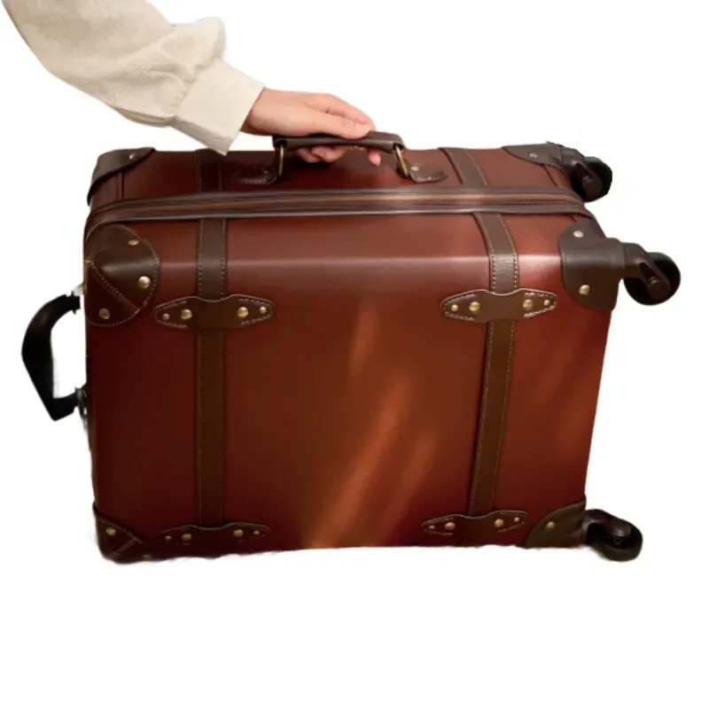 Valise Voyage Forme Carrée Poignées Latérales Marron Bandes Noires Rivets Dorés Cuir Simili Matière Bagage Roulante