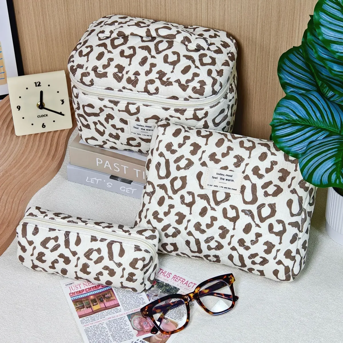 trousse de maquillage à imprimé floral de grande capacité, sac de rangement de cosmétiques de voyage portable, sac de style urbain simple avec doublure en polyester pour femmes