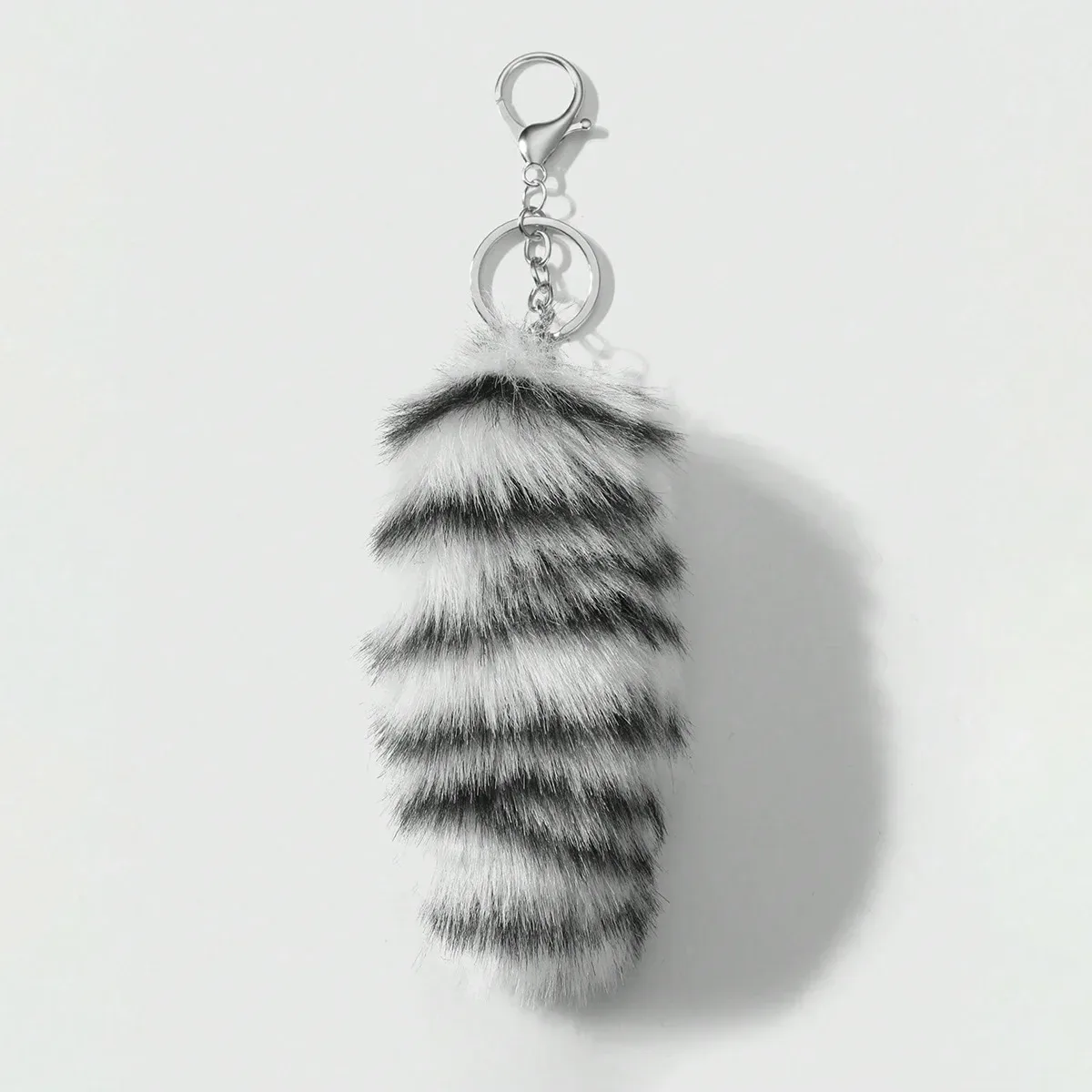 porte-clés queue de raton laveur en fausse fourrure, breloque de sac rayée et moelleuse pour femmes et filles, accessoire pendentif pour sac à dos et sac à main style y2k punk