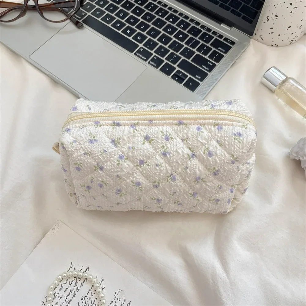 sac de maquillage à fleurs roses pour femmes, mignon, organisateur de voyage, pièces de monnaie cosmétiques, pochette pour filles, sacs à cosmétiques carrés à fermeture éclair de dessin animé mignon