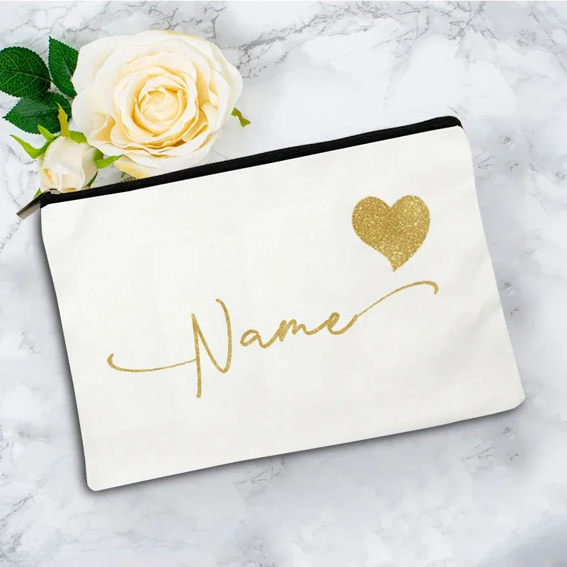 trousse de maquillage personnalisée avec nom en forme de cœur, sac de rangement pour articles de toilette pour femme, trousse à cosmétiques, cadeau de fête pour enseignant