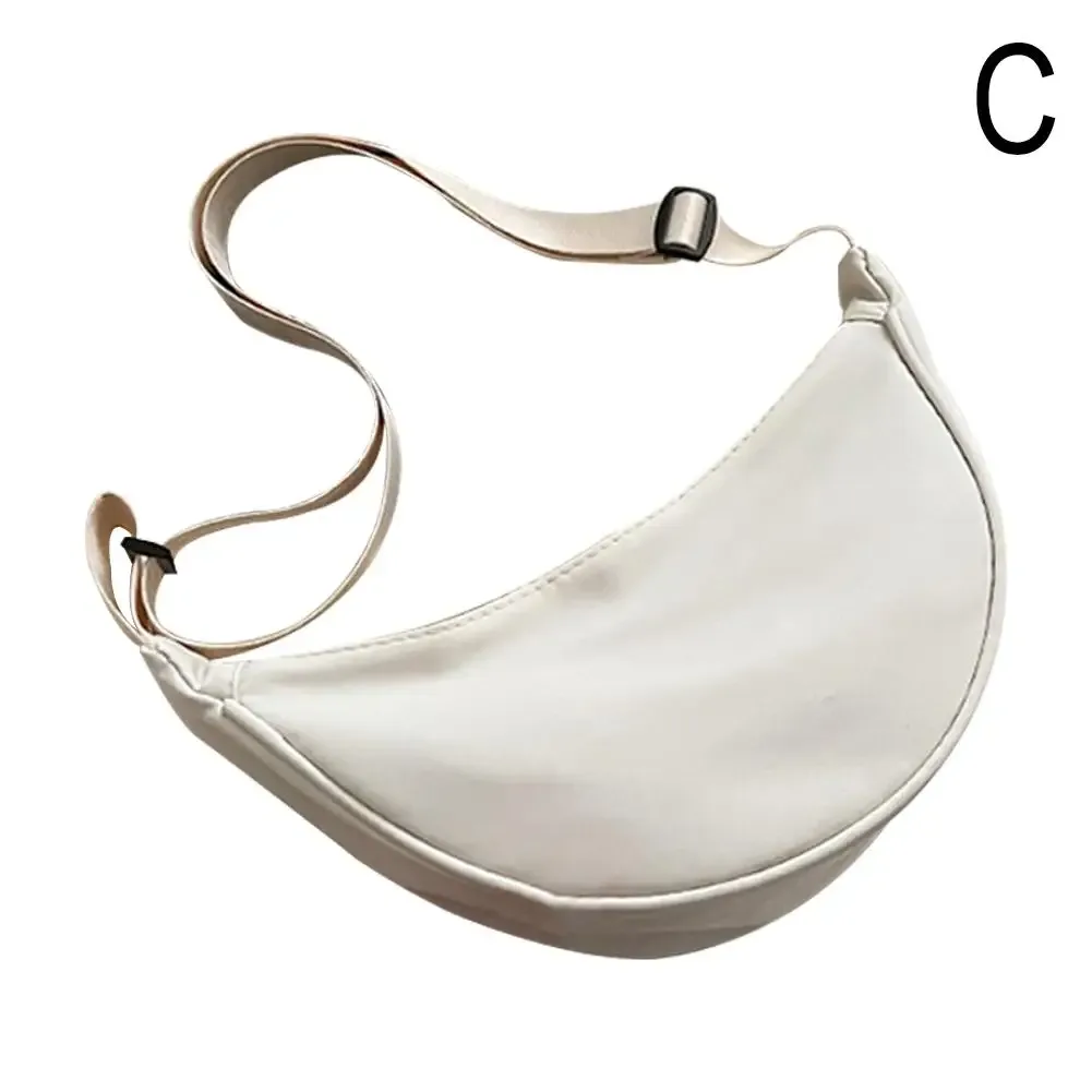 sac à bandoulière en nylon pour femmes, mode portable décontracté hobos sport poitrine sac sous les bras étudiants forme de boulette sac à bandoulière