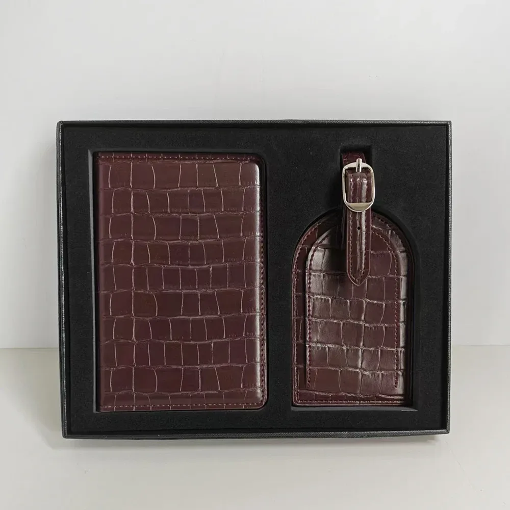 étiquette bagage plastique similicuir motif crocodile rose marron voyage business cadeau personalisation boîte présent