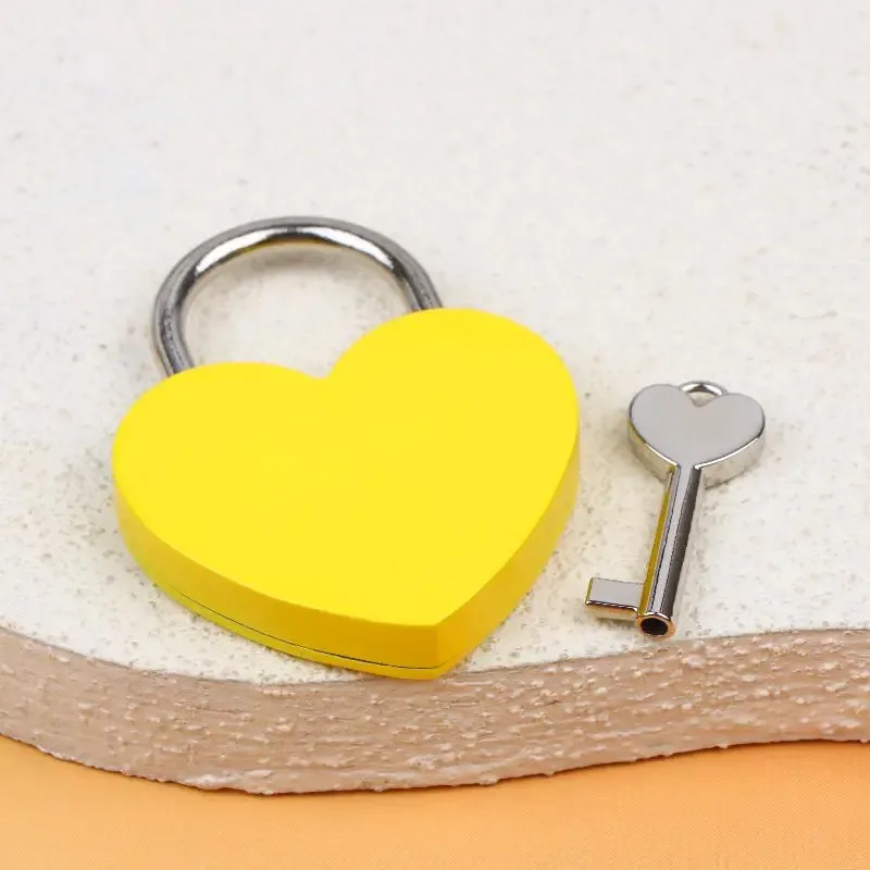 cadenas serrure tsa métal forme coeur couleur romantique usage voyage sécurité objet décoratif cadeau evénement commémoratif