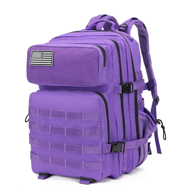 sac dos polyester noir motif bandes verticales poches ouvertes poche intérieure zippée bandoulière arquée escalade camping randonnée