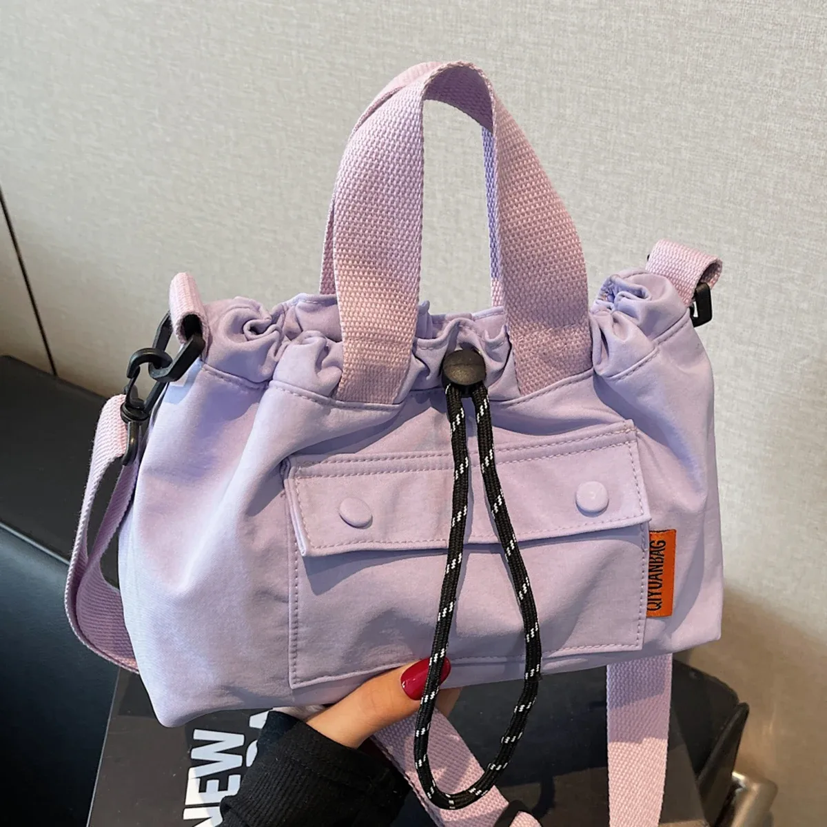 le nouveau sac messager unisexe, sac à bandoulière fonctionnel extérieur, sac à bandoulière de banlieue, sac de rangement, sac à dos contrasté féminin