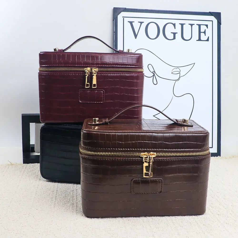 sac de toilette de voyage personnalisé avec motif crocodile, sac de maquillage portable à suspendre, organiseur de cosmétiques pour femmes