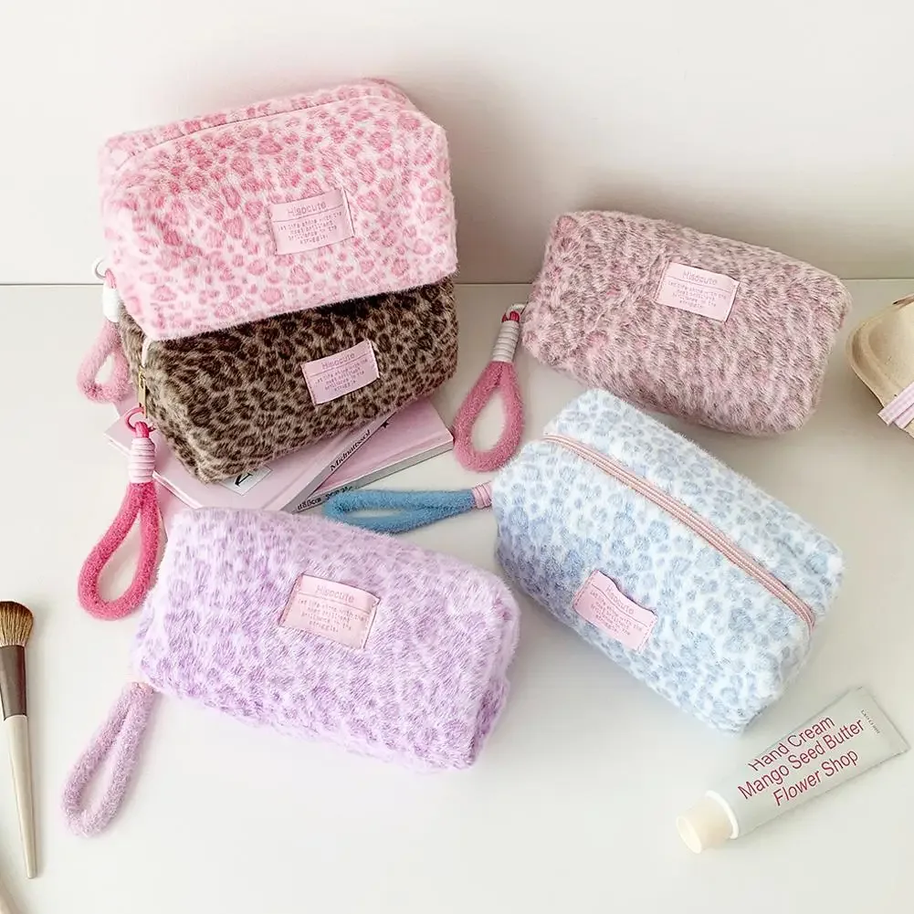 Sacs à maquillage en peluche à imprimé léopard avec poignée, sac de rangement cosmétique portable de voyage, trousse de toilette, trousse à crayons mignonne, sac à main tendance