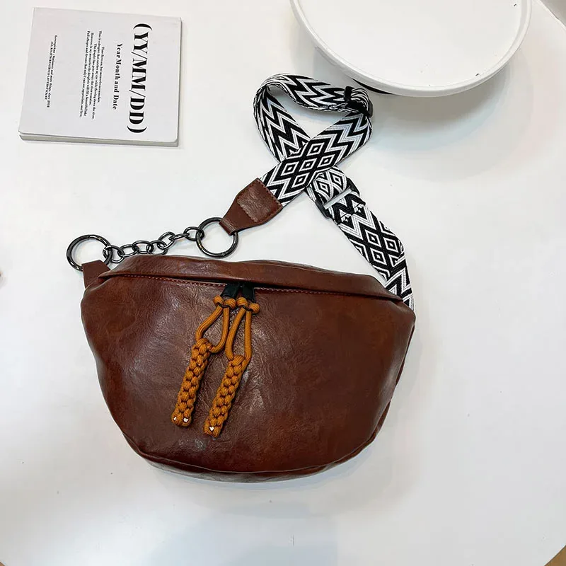 sac de taille en cuir souple pour femmes, sac banane avec chaîne, sac à bandoulière de bonne qualité, sacs de poitrine de styliste à la mode