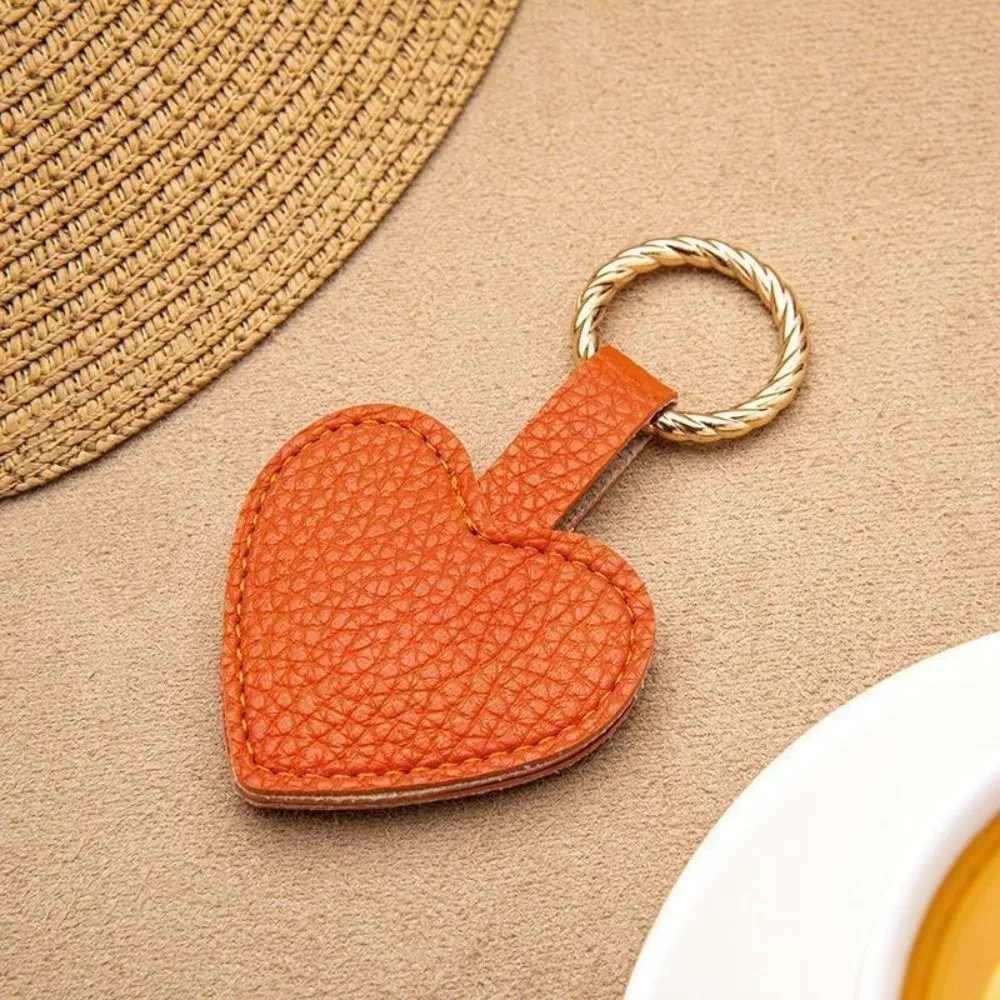 nouveau clip magnétique en cuir pu pour chapeau, design cœur, attache pour chapeau de soleil, fermeture magnétique, boucle de sac de voyage, fixation pour sac à dos