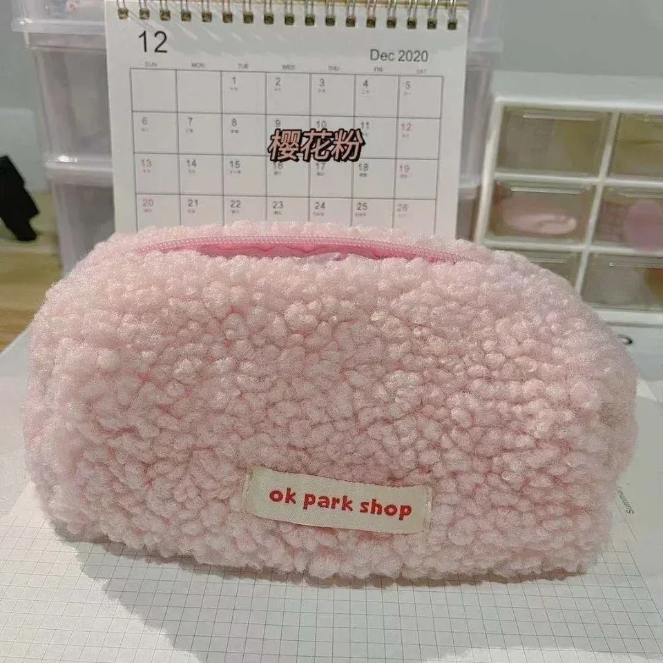 sac à cosmétiques à fermeture éclair de couleur unie, 1 pièce, pochette de lavage, trousse de maquillage en fourrure mignonne pour femmes, facile à sortir