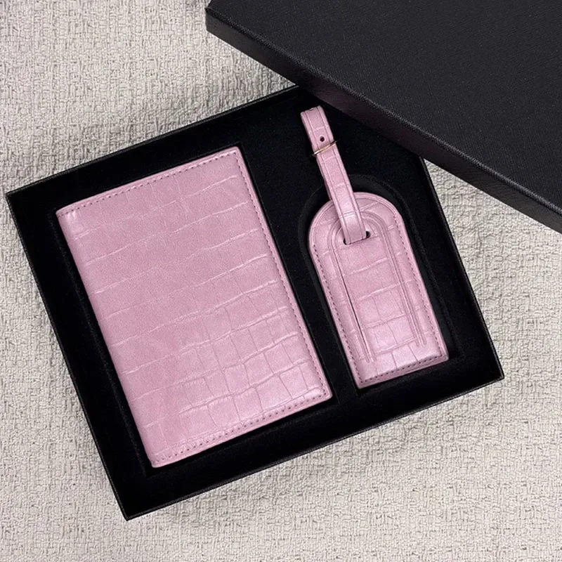 ensemble de coffret cadeau avec lettres initiales monogrammées gratuites, porte-passeport à motif crocodile, étiquette de bagage, housse de passeport, accessoires de voyage
