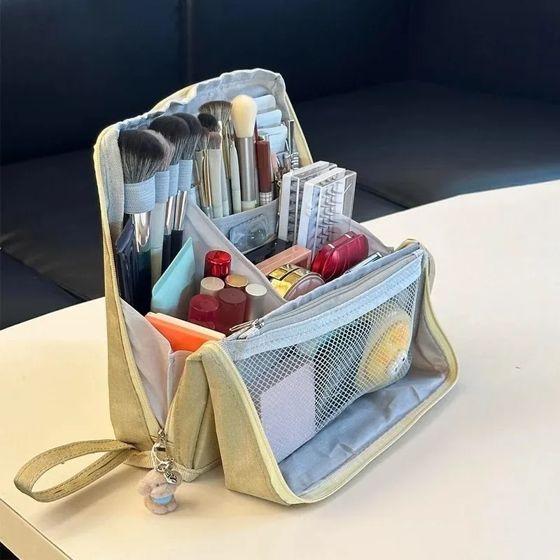 sac de maquillage vertical pour femmes, sac de rangement de soins de la peau de grande capacité debout, organisateur cosmétique multi-compartiments partiqué