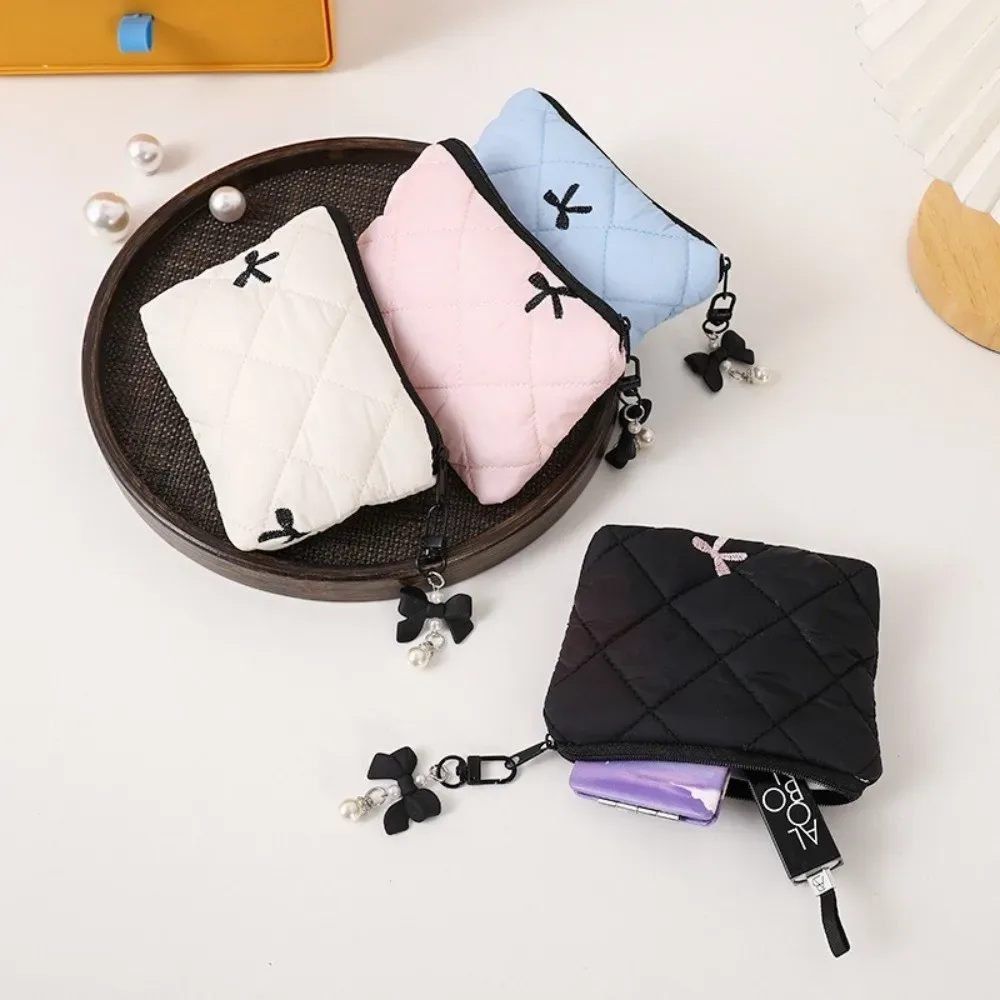 sac de maquillage en coton matelassé, sac de rangement pour serviettes hygiéniques, coquette à nœud, pochette pour écouteurs de rouge à lèvres de grande capacité