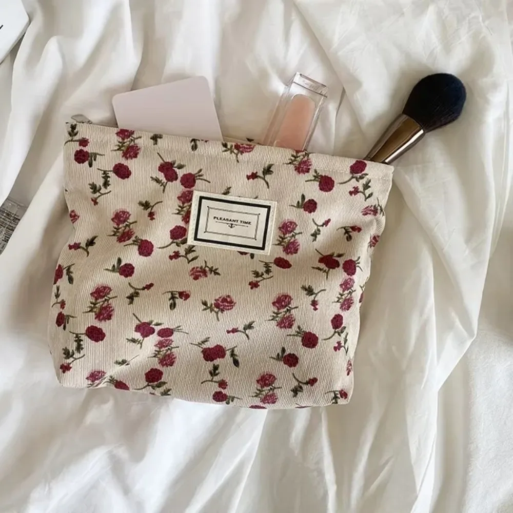 nouvelle trousse de maquillage en velours côtelé grande capacité, sac de voyage portable à motifs floraux pour cosmétiques et articles de beauté