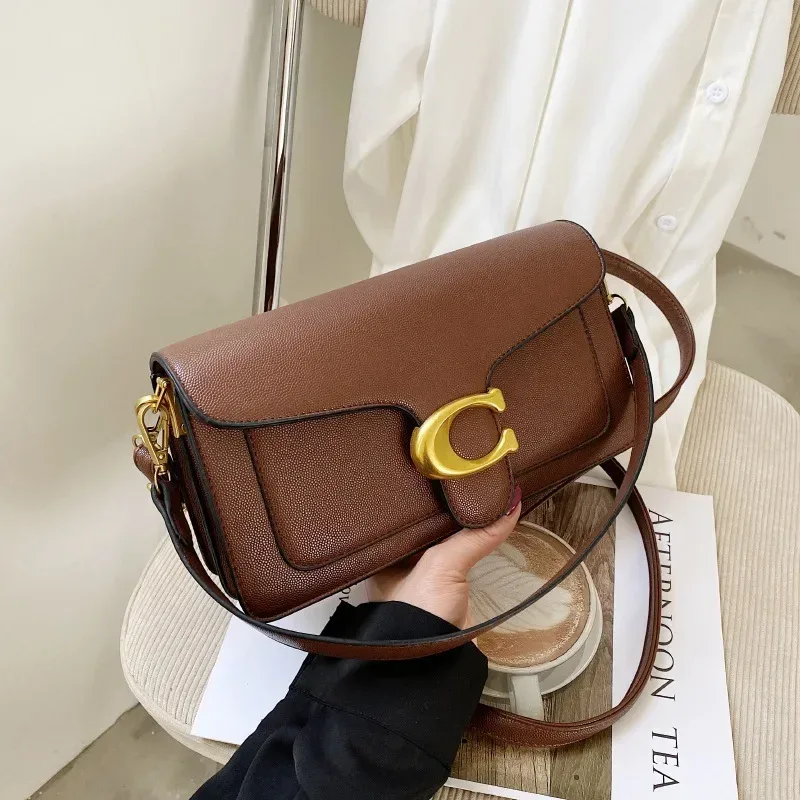 sac à bandoulière classique en grain de litchi 2026, sac polyvalent et élégant à porter en travers du corps