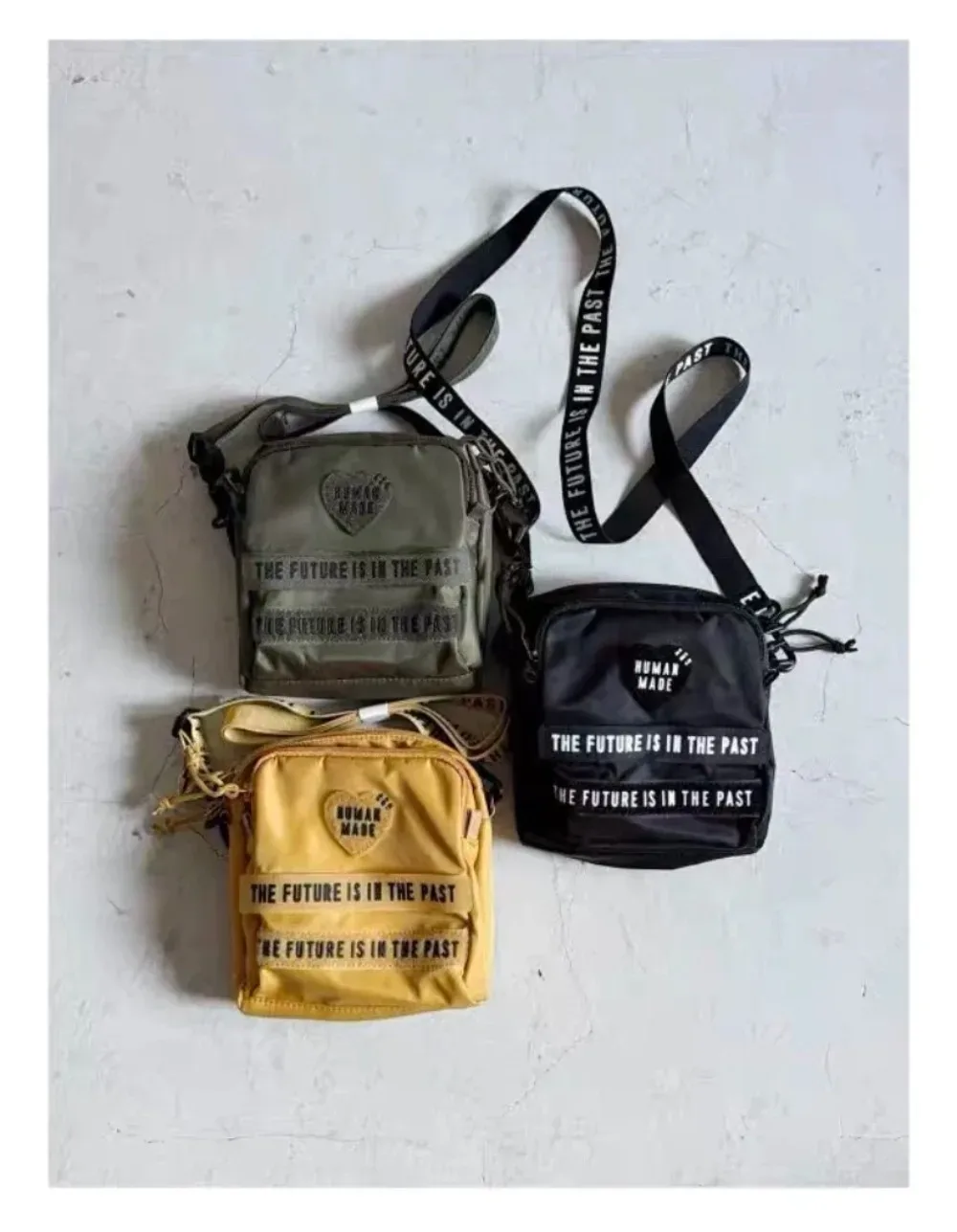 sac à bandoulière unisexe en nylon human made 2026, sac banane tricolore léger et pratique, sac bandoulière décontracté pour les trajets quotidiens