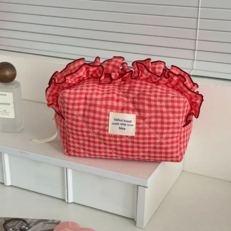 sac de maquillage imprimé floral avec nœud papillon à bord ébouriffé, sac à stylos matelassé de grande capacité, sac de rangement de cosmétiques pour femmes, sac de lavage de voyage, pochette