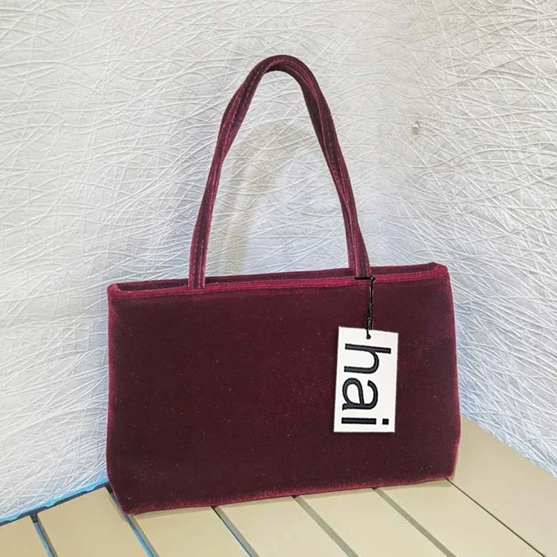 sac à main de luxe élégant en satin de soie pour femme, petit sac fourre-tout de couleur unie, sac à bandoulière polyvalent pour le quotidien et les déplacements