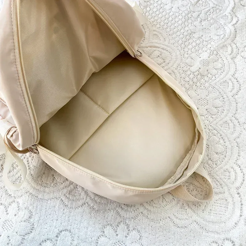 sac dos nylon beige blanc poche ouvrée broderie préppy grande capacité voyage école adolescente femmes