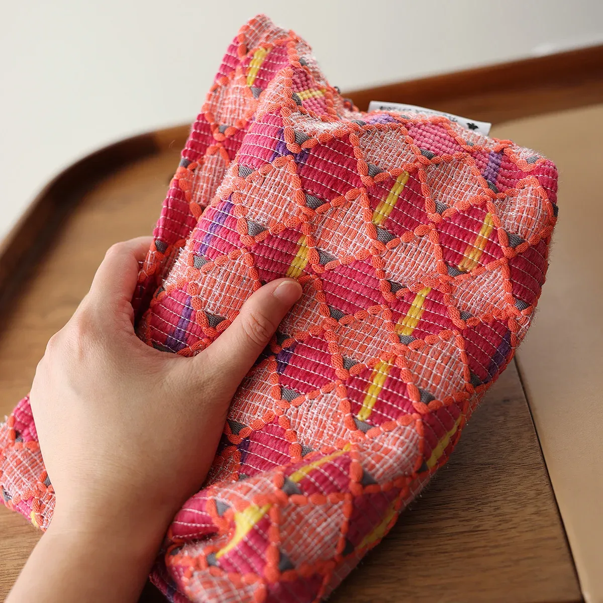 sac à cosmétiques à la mode avec grille de diamant rouge, grande capacité, fermeture éclair, cadeau d'anniversaire et de nouvel an, sac de rangement 600, trousse de toilette de voyage