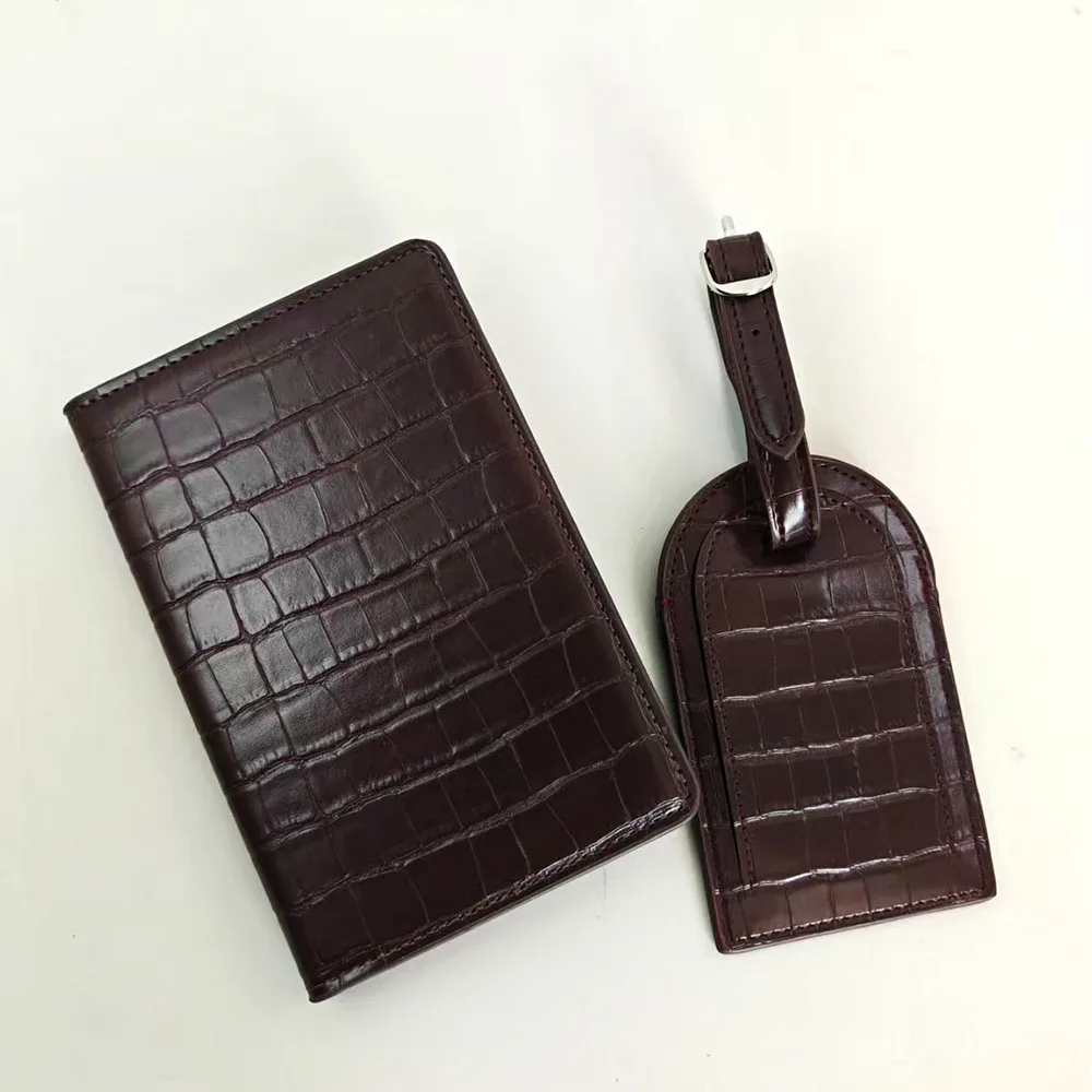 étiquette bagage plastique similicuir motif crocodile rose marron voyage business cadeau personalisation boîte présent