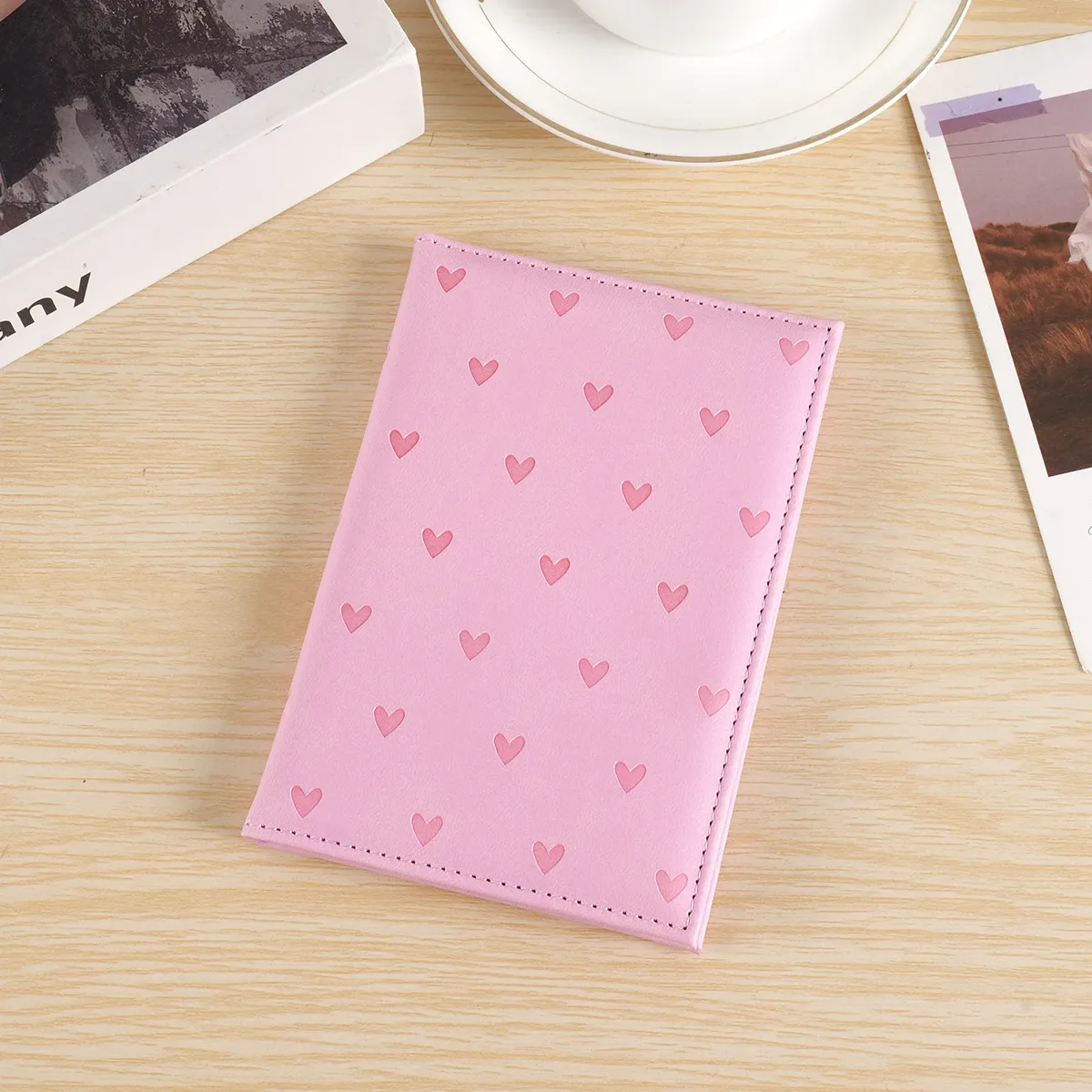 portefeuille de voyage à imprimé cœur mignon pour femmes, couverture de passeport en cuir pu, porte-passeport, accessoires de voyage, étui de protection pour documents