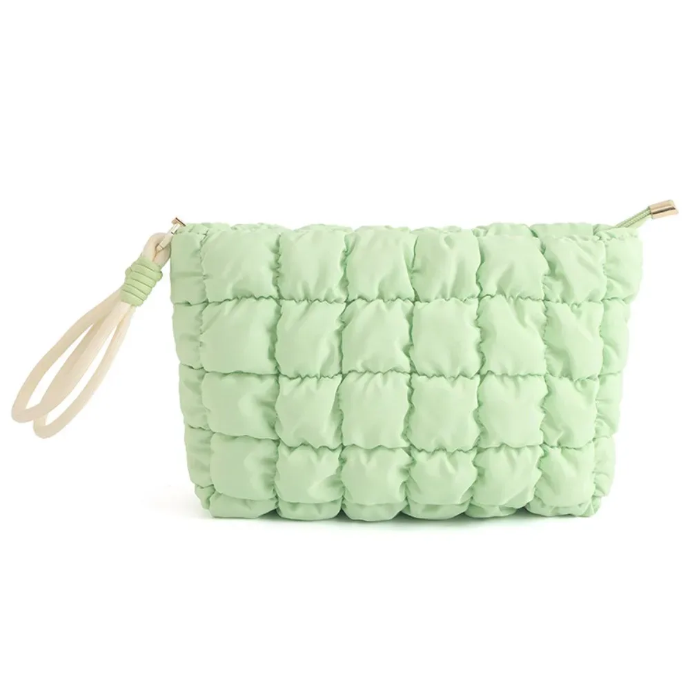 sac de maquillage matelassé bouffant mignon, sac à cosmétiques pour femmes et filles, pochette de toilette de voyage bouffante, sac à fermeture éclair à carreaux, sac de rangement de maquillage