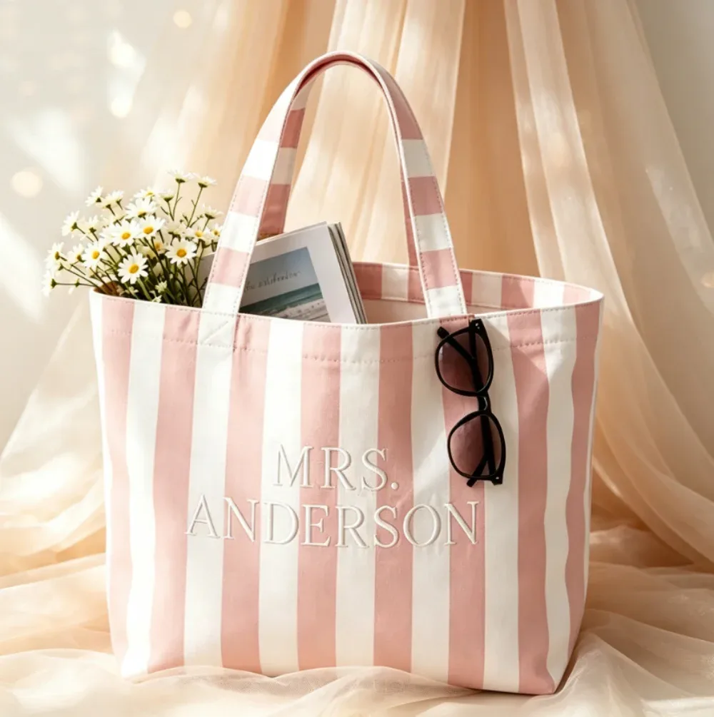 sac de plage en tricot personnalisé avec nom brodé, sacs de plage personnalisés, sac de voyage, cadeau pour elle, cadeaux pour demoiselles d'honneur