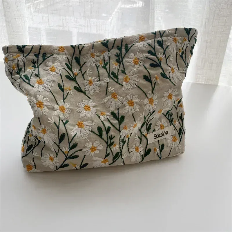 sac à cosmétiques pour femmes, pochette brodée marguerite florale, trousse de toilette de voyage coréenne, pochette de maquillage de beauté, trousse à crayons organisateur