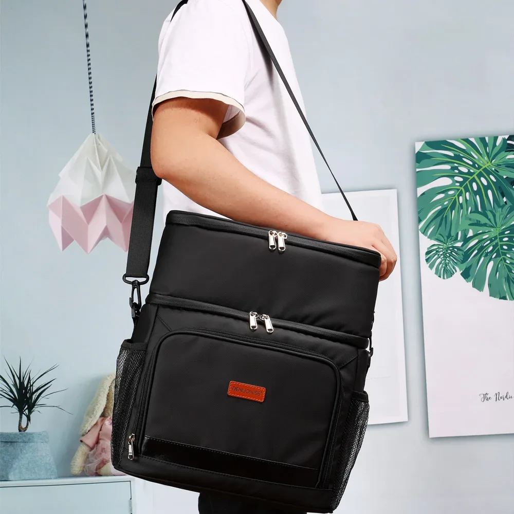 sac dos polyester noir isolement compartiments poche latérale poignée supérieure sacoche voyage fruits boissons