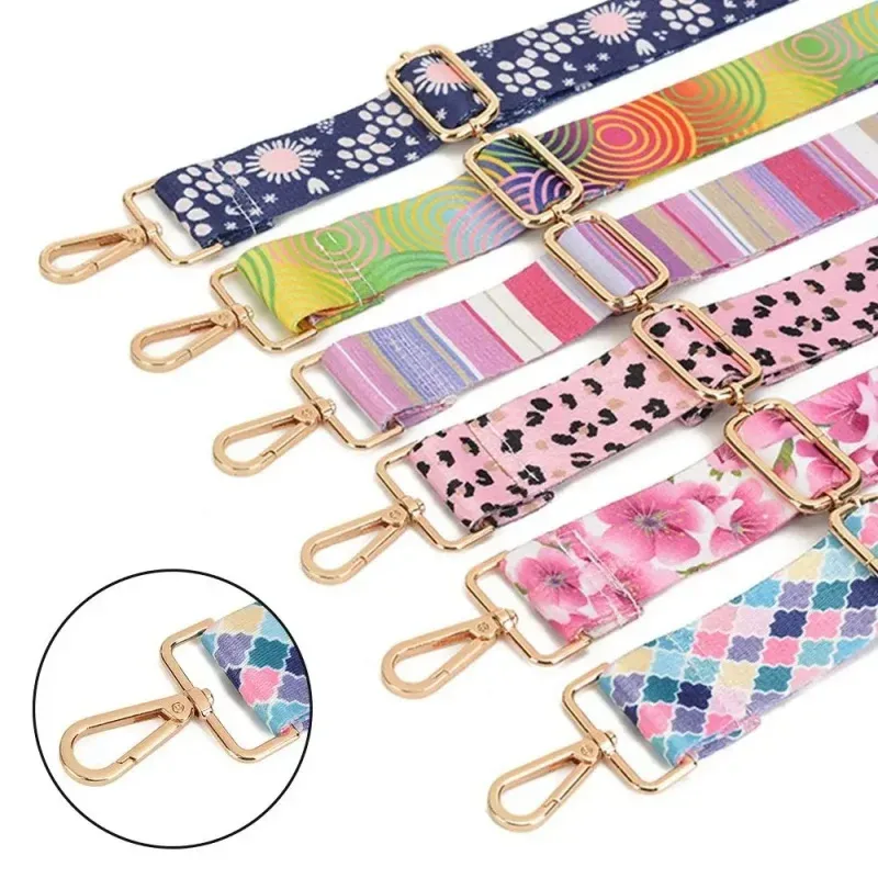 sangle sac nylon multicolore geometrique poignée amovible boucles dorées accessoire voyage femmes épaule adjustabilite