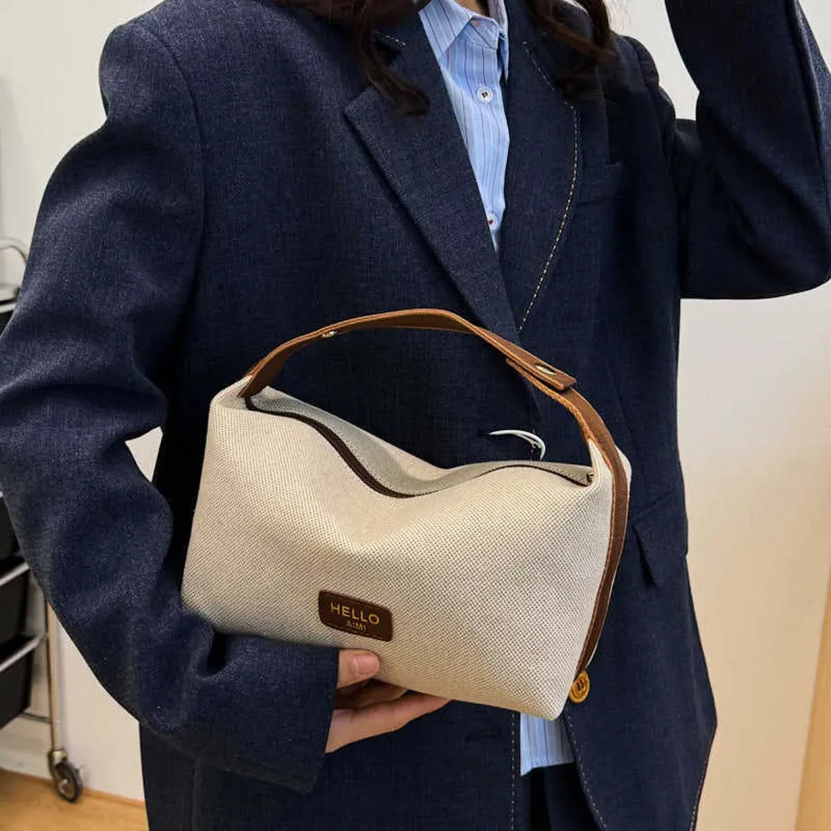 nouveau sac de toilette en toile haut de gamme, sac de maquillage de voyage portable de grande capacité, sac de rangement de cosmétiques bloquant les couleurs avec lettres