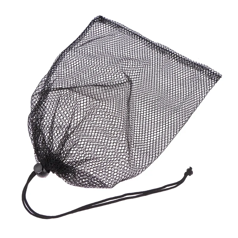 sac de rangement multifonctionnel en nylon noir durable avec cordon de serrage, idéal pour la maison, les voyages, les activités de plein air, le linge et comme sac de rangement.