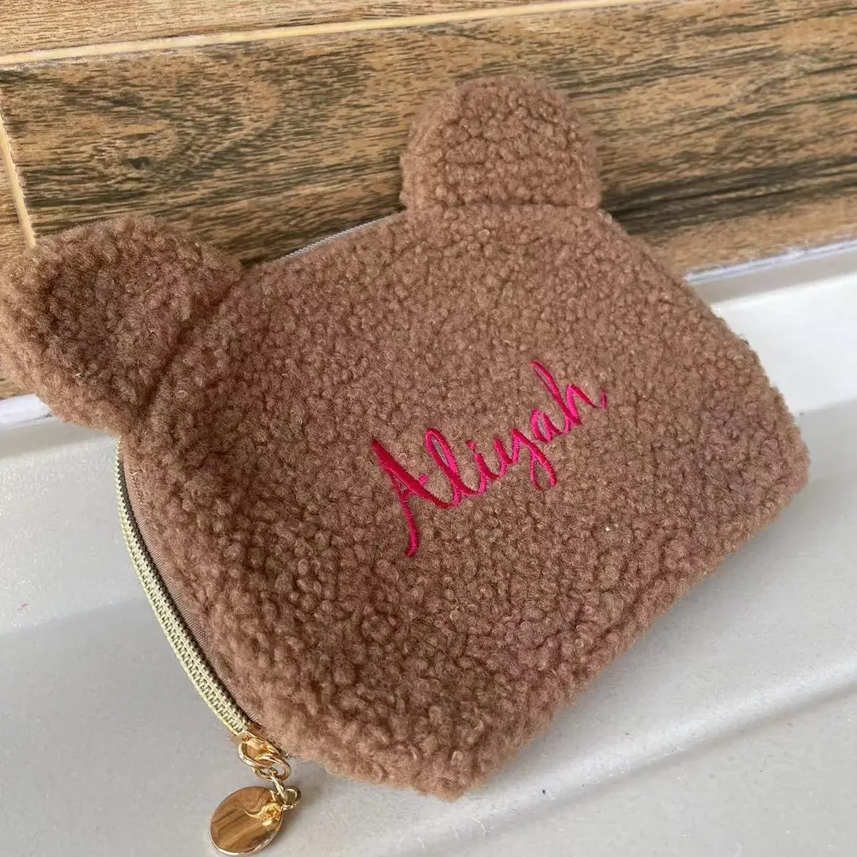 trousse de maquillage personnalisée teddy sherpa, trousse de maquillage personnalisée, sac de voyage personnalisé, cadeau de demoiselle d'honneur, souvenir de mariage gi