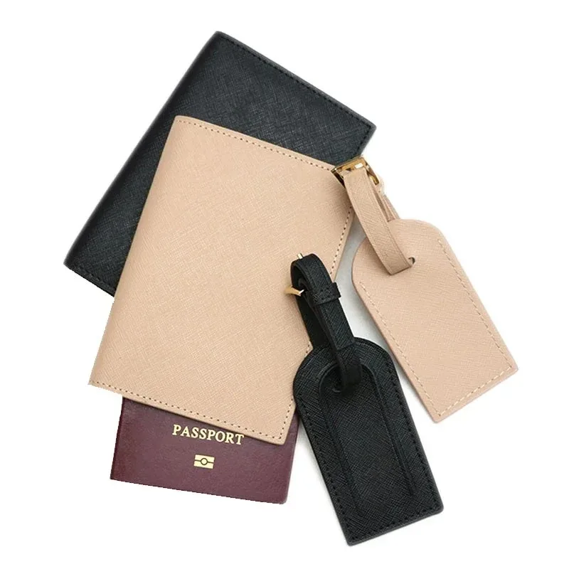 étiquette bagage cuir véritable voyage bleu marine bordeaux beige lisse gravure lettres dorées identification valise nom adresse