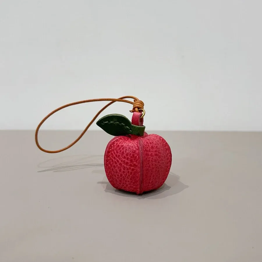 pendentifs en cuir véritable faits à la main pour sacs, sacs à main, sacs à dos, breloques mignonnes en cuir, accessoires porte-clés fruits