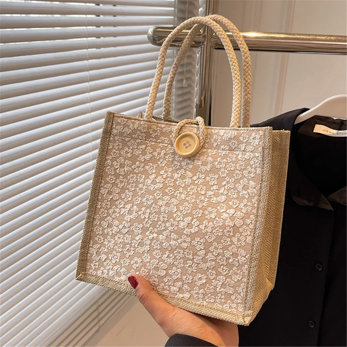 Sac fourre-tout en coton à motif Floral, sac à main polyvalent Portable de grande capacité, sac d'emballage cadeau, sac à déjeuner, sac de Shopping à boutons en lin