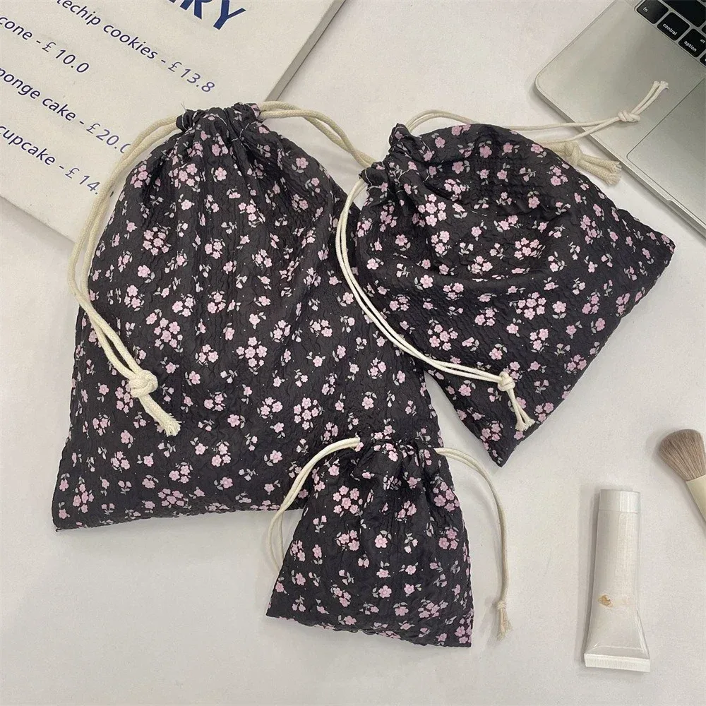 sac de maquillage pour femmes, dessin animé mignon, pochette kawaii, articles de toilette portables, organisateur de rangement de cosmétiques, sac à cosmétiques de voyage, étui à cordon