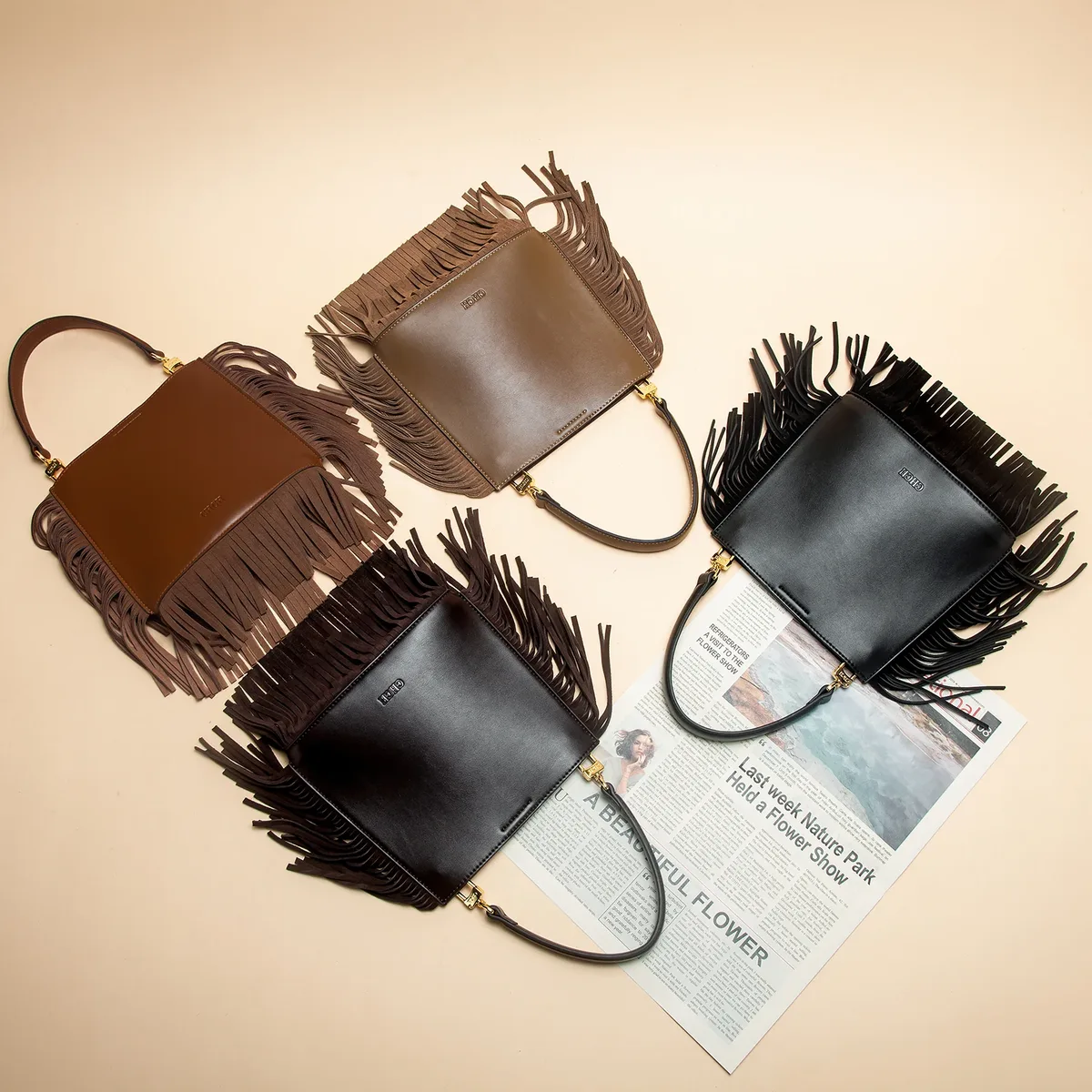 sac à main chch pour femme, nouvelle collection été 2026, sac rétro à pompons, sac de téléphone couleur chocolat 19*0.45*18cm